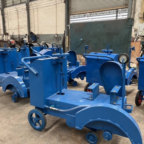 รับผลิตเครื่องตัดคอนกรีต